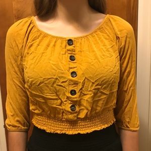 Mustard yellow 3/4 sleeve crop top